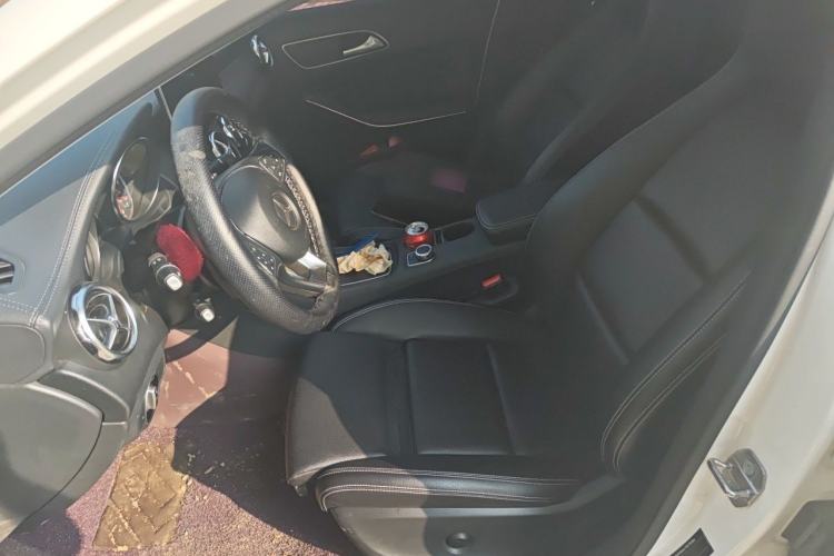 Used Mercedes-Benz GLA 2018 GLA 200 Fashion Model Left Front Seat