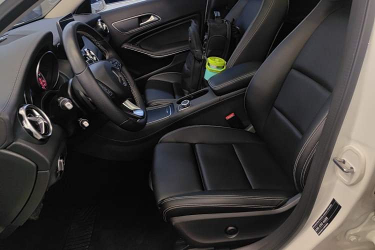 Used Mercedes-Benz GLA 2018 GLA 200 Fashion Model Left Front Seat