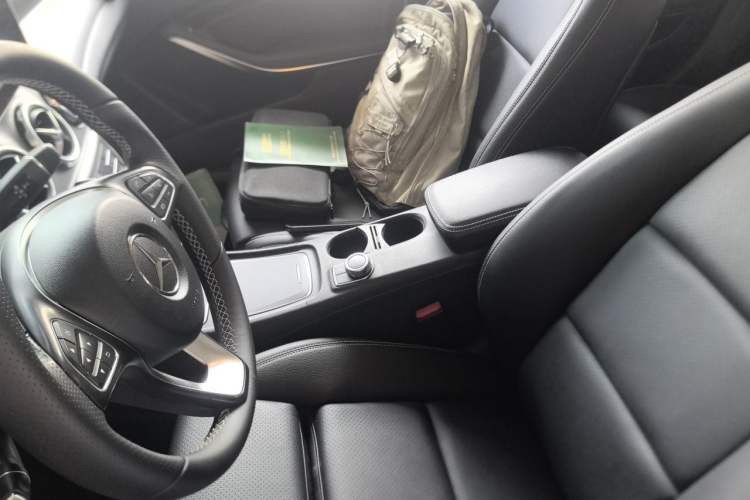Used Mercedes-Benz GLA 2018 GLA 220 4MATIC Sport Edition Left Front Seat