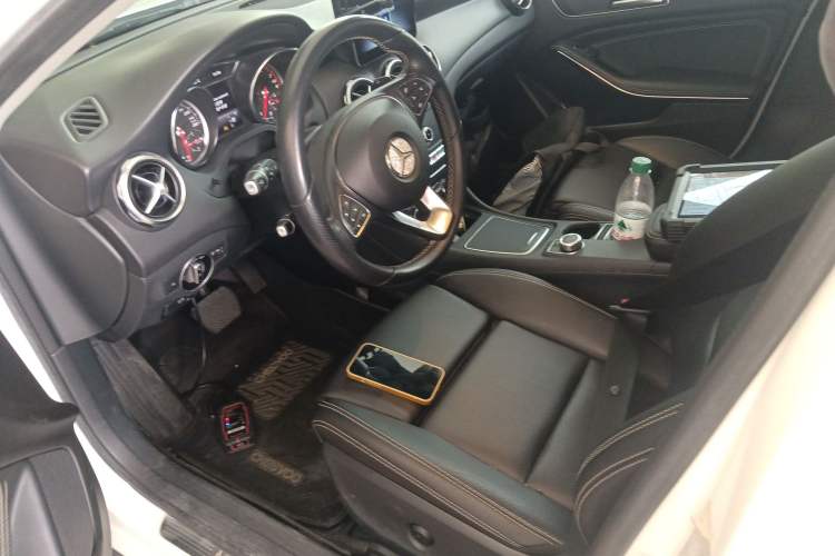 Used Mercedes-Benz GLA 2018 GLA 200 Sport Edition Left Front Seat