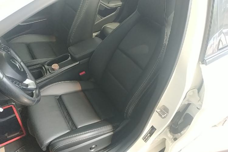 Used Mercedes-Benz GLA 2018 GLA 220 4MATIC Sport Edition Left Front Seat