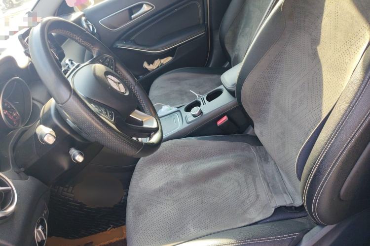 Used Mercedes-Benz GLA 2018 GLA 200 Sport Edition Left Front Seat