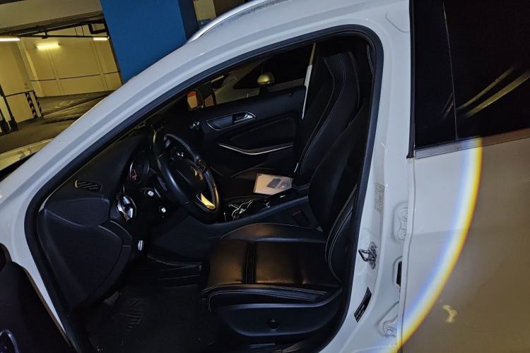 Used Mercedes-Benz GLA 2018 GLA 200 Fashion Model Left Front Seat