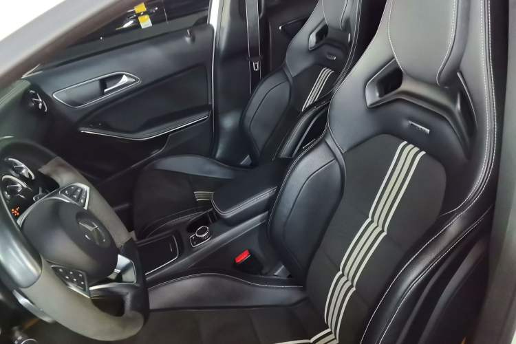 Used Mercedes-Benz GLA 2018 GLA 200 Polar Limited Edition Left Front Seat