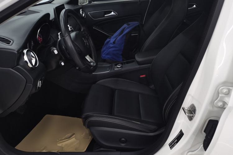 Used Mercedes-Benz GLA 2018 GLA 200 Sport Edition Left Front Seat