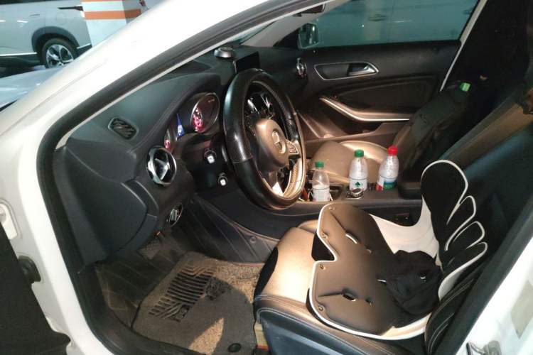 Used Mercedes-Benz GLA 2018 GLA 200 Fashion Model Left Front Seat