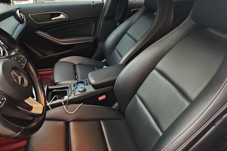 Used Mercedes-Benz GLA 2018 GLA 200 Sport Edition Left Front Seat