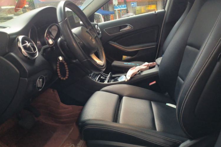 Used Mercedes-Benz GLA 2018 GLA 200 Sport Edition Left Front Seat