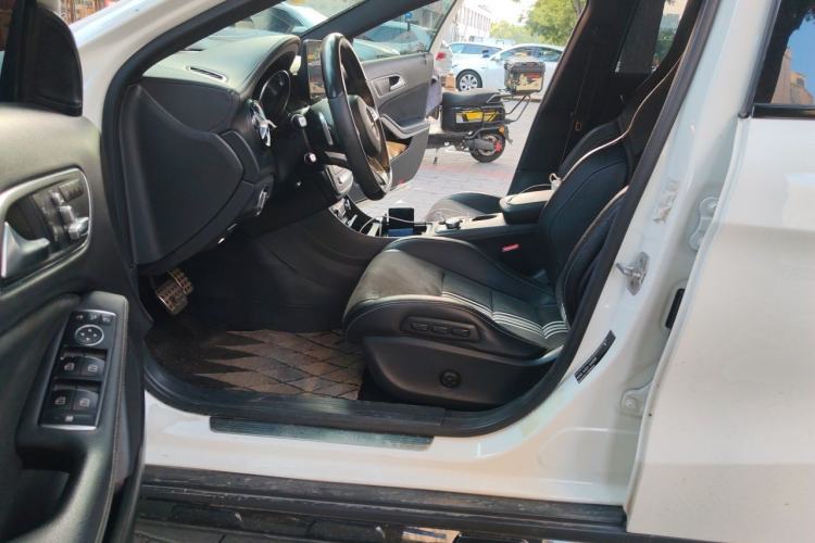 Used Mercedes-Benz GLA 2018 GLA 200 Polar Limited Edition Left Front Seat