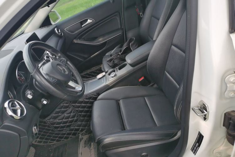 Used Mercedes-Benz GLA 2018 GLA 200 Fashion Model Left Front Seat
