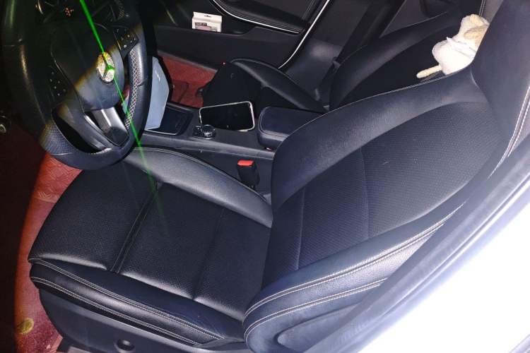 Used Mercedes-Benz GLA 2018 GLA 200 Fashion Model Left Front Seat
