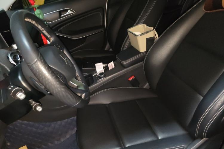 Used Mercedes-Benz GLA 2018 GLA 200 Fashion Model Left Front Seat