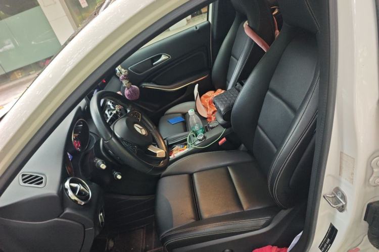 Used Mercedes-Benz GLA 2018 GLA 200 Sport Edition Left Front Seat