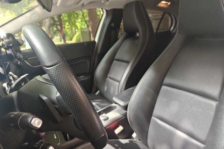 Used Mercedes-Benz GLA 2018 GLA 200 Fashion Model Left Front Seat