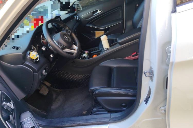 Used Mercedes-Benz GLA 2018 GLA 200 Sport Edition Left Front Seat