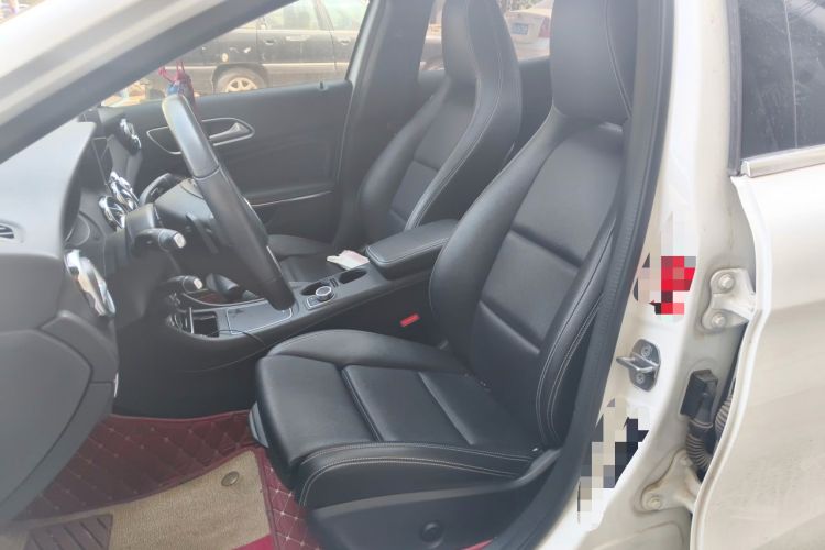 Used Mercedes-Benz GLA 2018 GLA 200 Sport Edition Left Front Seat