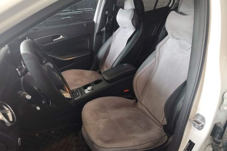 Used Mercedes-Benz GLA 2018 GLA 200 Fashion Model Left Front Seat