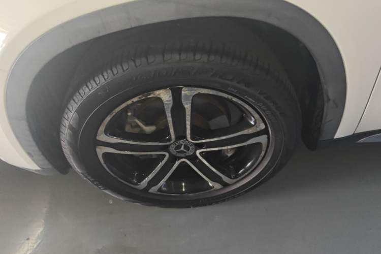 Used Mercedes-Benz GLA 2018 GLA 200 Fashion Model Left Front Wheel Hub