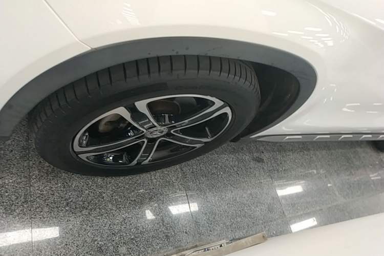 Used Mercedes-Benz GLA 2018 GLA 200 Fashion Model Left Front Wheel Hub