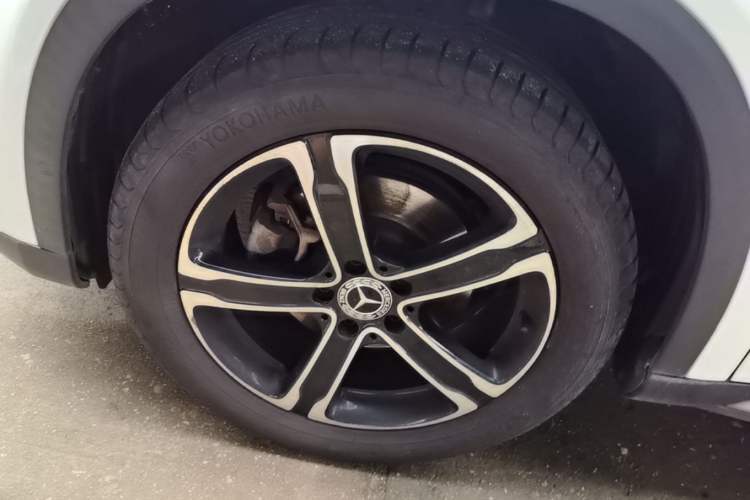 Used Mercedes-Benz GLA 2018 GLA 200 Fashion Model Left Front Wheel Hub