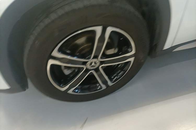 Used Mercedes-Benz GLA 2018 GLA 200 Fashion Model Left Front Wheel Hub