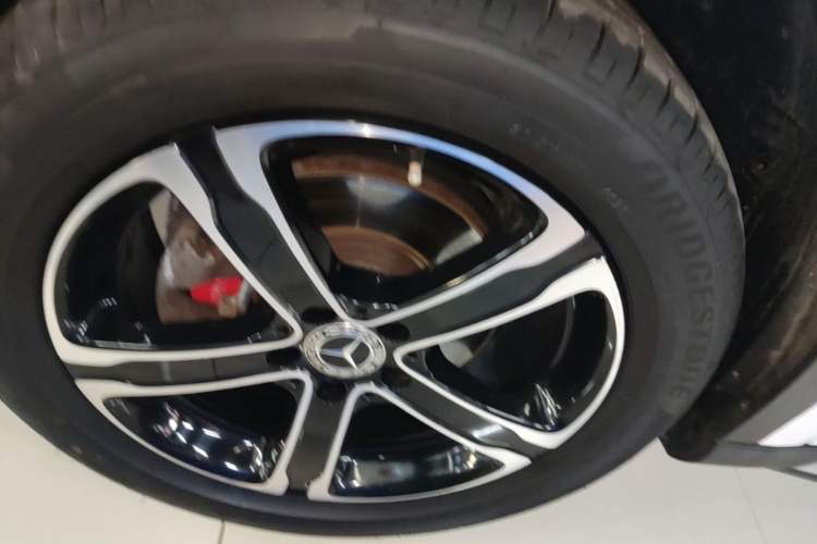 Used Mercedes-Benz GLA 2018 GLA 200 Fashion Model Left Front Wheel Hub