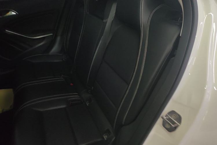 Used Mercedes-Benz GLA 2018 GLA 200 Sport Edition Left Rear Seat
