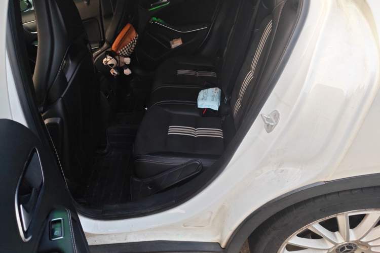 Used Mercedes-Benz GLA 2018 GLA 200 Polar Limited Edition Left Rear Seat