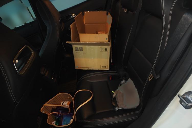 Used Mercedes-Benz GLA 2018 GLA 200 Fashion Model Left Rear Seat