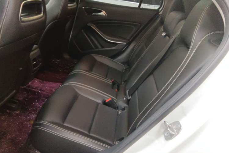 Used Mercedes-Benz GLA 2018 GLA 200 Sport Edition Left Rear Seat