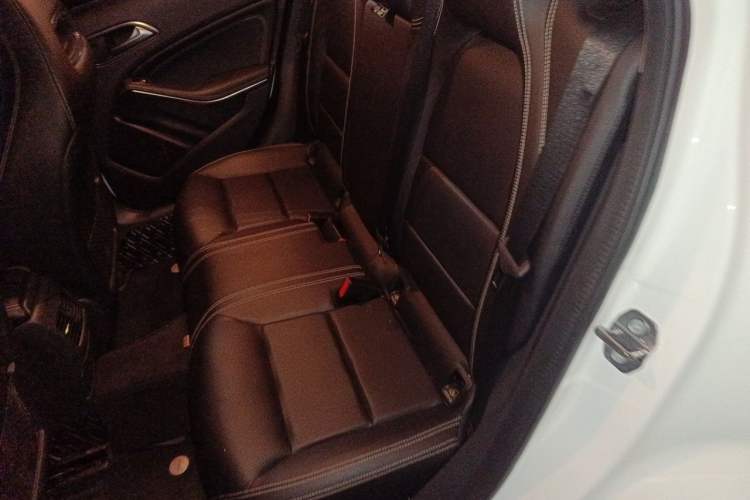 Used Mercedes-Benz GLA 2018 GLA 200 Sport Edition Left Rear Seat