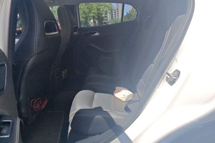 Used Mercedes-Benz GLA 2018 GLA 220 4MATIC Sport Edition Left Rear Seat
