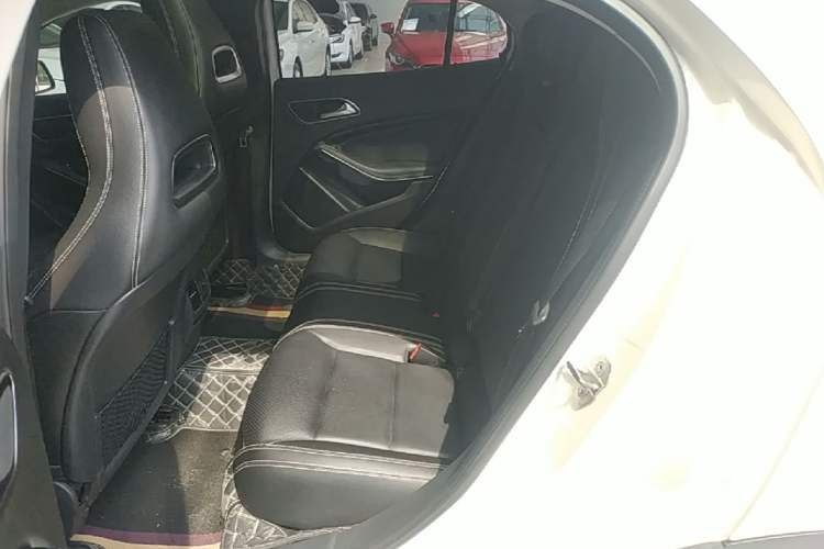 Used Mercedes-Benz GLA 2018 GLA 220 4MATIC Sport Edition Left Rear Seat