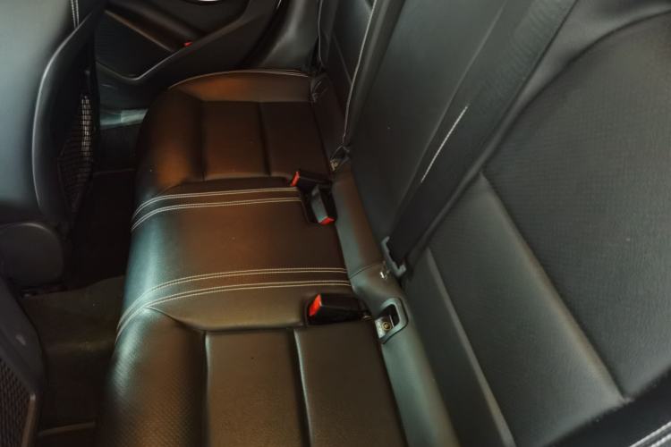 Used Mercedes-Benz GLA 2018 GLA 200 Fashion Model Left Rear Seat