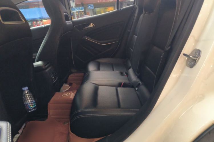 Used Mercedes-Benz GLA 2018 GLA 200 Sport Edition Left Rear Seat