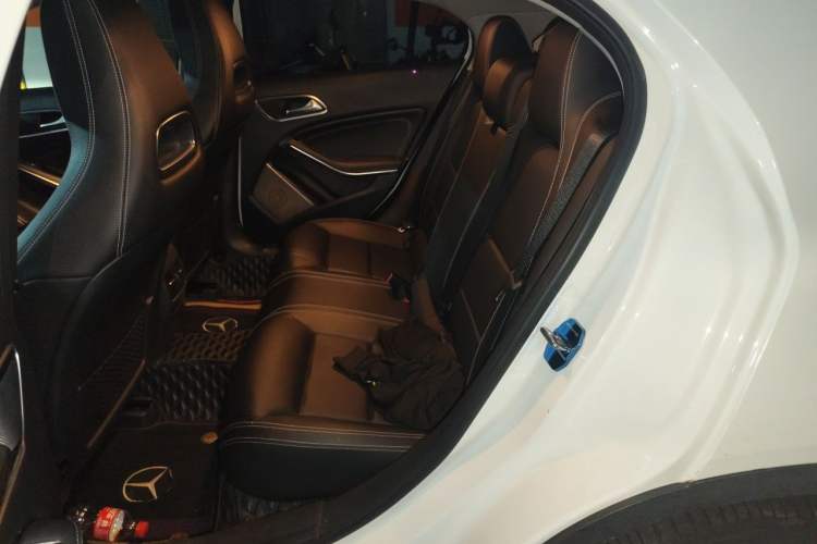 Used Mercedes-Benz GLA 2018 GLA 200 Sport Edition Left Rear Seat