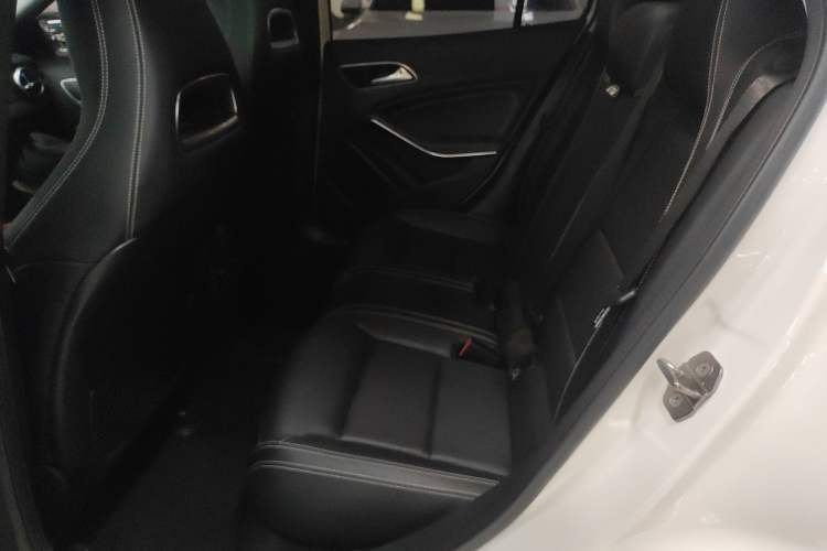 Used Mercedes-Benz GLA 2018 GLA 220 4MATIC Sport Edition Left Rear Seat