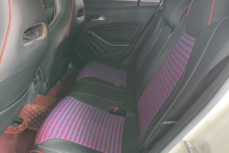 Used Mercedes-Benz GLA 2018 GLA 200 Sport Edition Left Rear Seat
