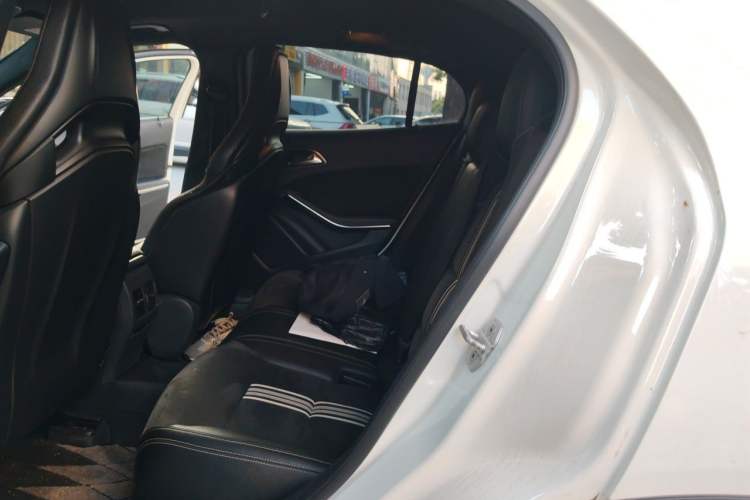 Used Mercedes-Benz GLA 2018 GLA 200 Polar Limited Edition Left Rear Seat