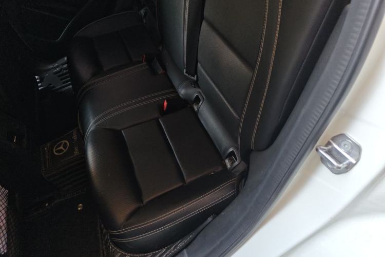 Used Mercedes-Benz GLA 2018 GLA 200 Sport Edition Left Rear Seat