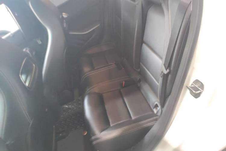 Used Mercedes-Benz GLA 2018 GLA 200 Fashion Model Left Rear Seat