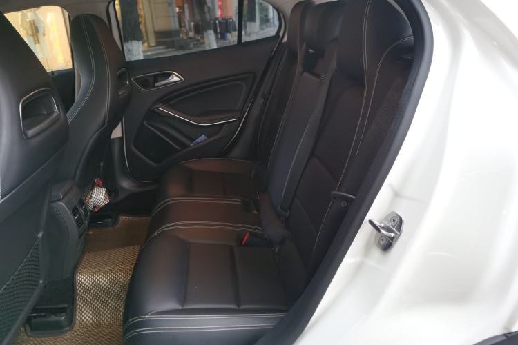 Used Mercedes-Benz GLA 2018 GLA 220 4MATIC Sport Edition Left Rear Seat