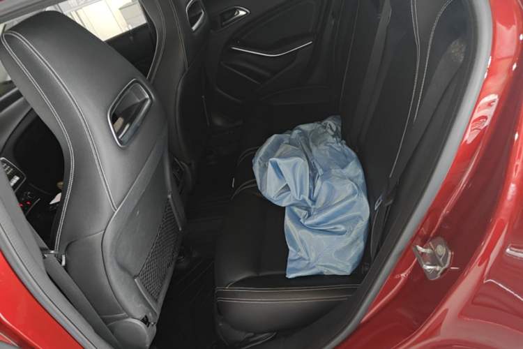 Used Mercedes-Benz GLA 2018 GLA 200 Sport Edition Left Rear Seat