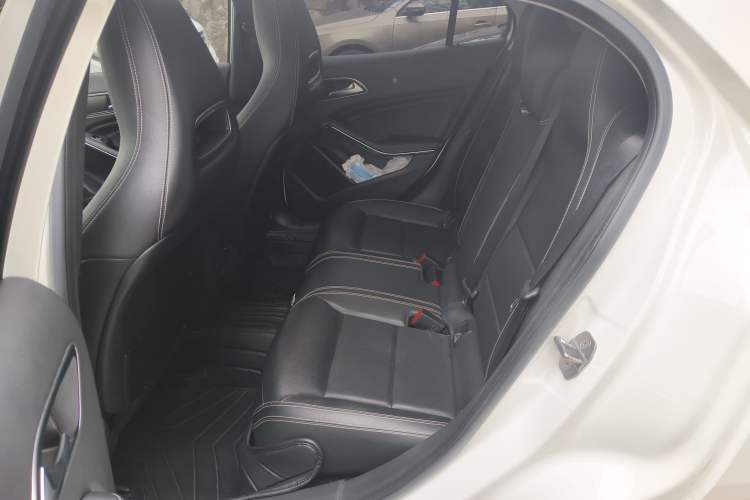 Used Mercedes-Benz GLA 2018 GLA 200 Sport Edition Left Rear Seat