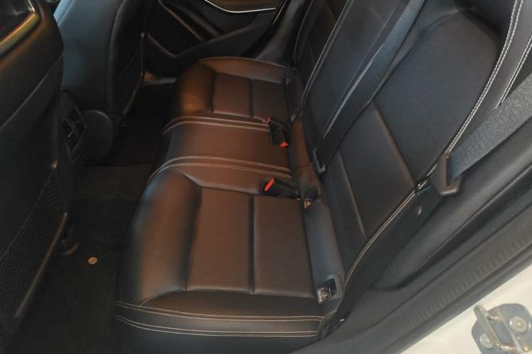 Used Mercedes-Benz GLA 2018 GLA 200 Fashion Model Left Rear Seat