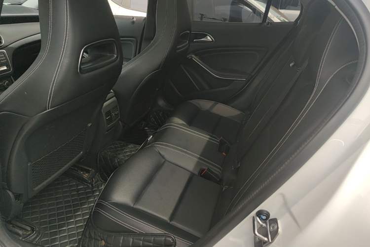 Used Mercedes-Benz GLA 2018 GLA 200 Sport Edition Left Rear Seat