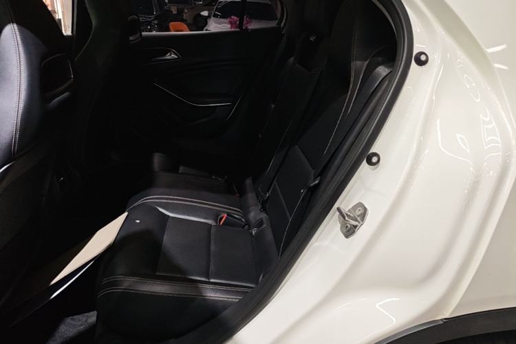 Used Mercedes-Benz GLA 2018 GLA 200 Sport Edition Left Rear Seat