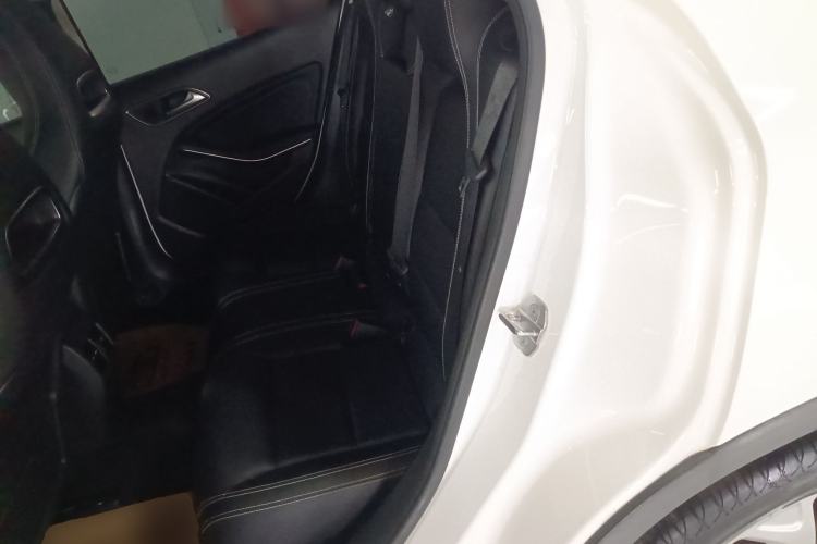 Used Mercedes-Benz GLA 2018 GLA 200 Sport Edition Left Rear Seat