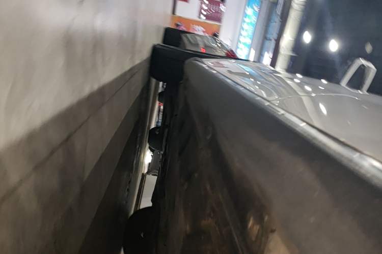 Used Mercedes-Benz GLA 2018 GLA 200 Fashion Model Left Side Sill