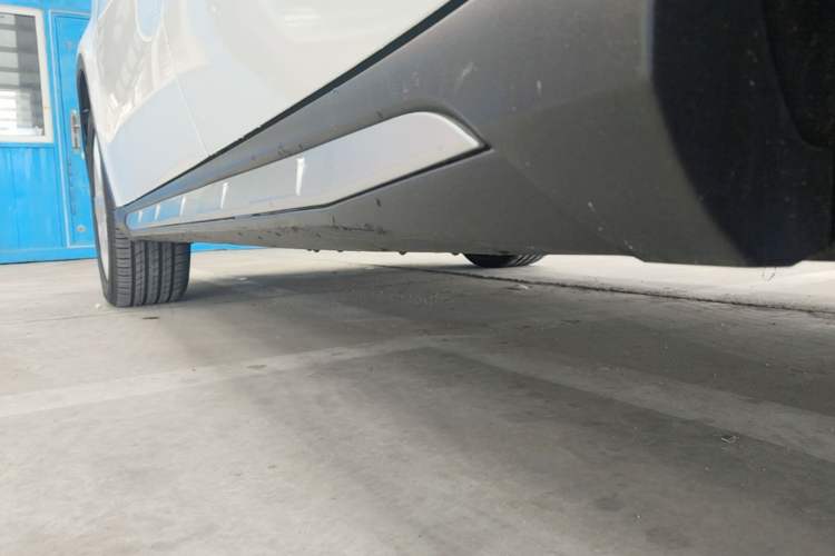 Used Mercedes-Benz GLA 2018 GLA 200 Sport Edition Left Side Sill